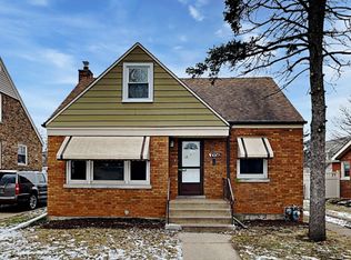 10042 S Clifton Park Ave, Evergreen Park, IL 60805