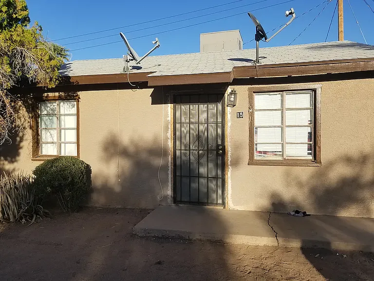 1931 E Monte Vista Rd #15 — Photo 2