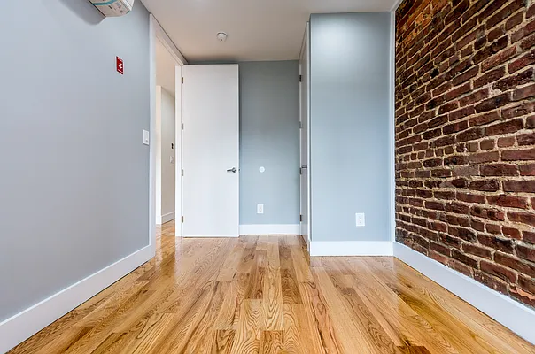 Rented by Nooklyn NYC LLC | media 12