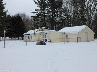 18007 144th Ave, Spring Lake, MI 49456