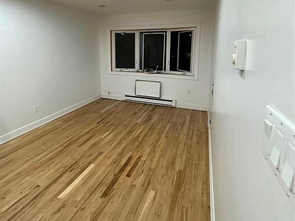 2nd image of 1650 Bell Blvd Floor 1
