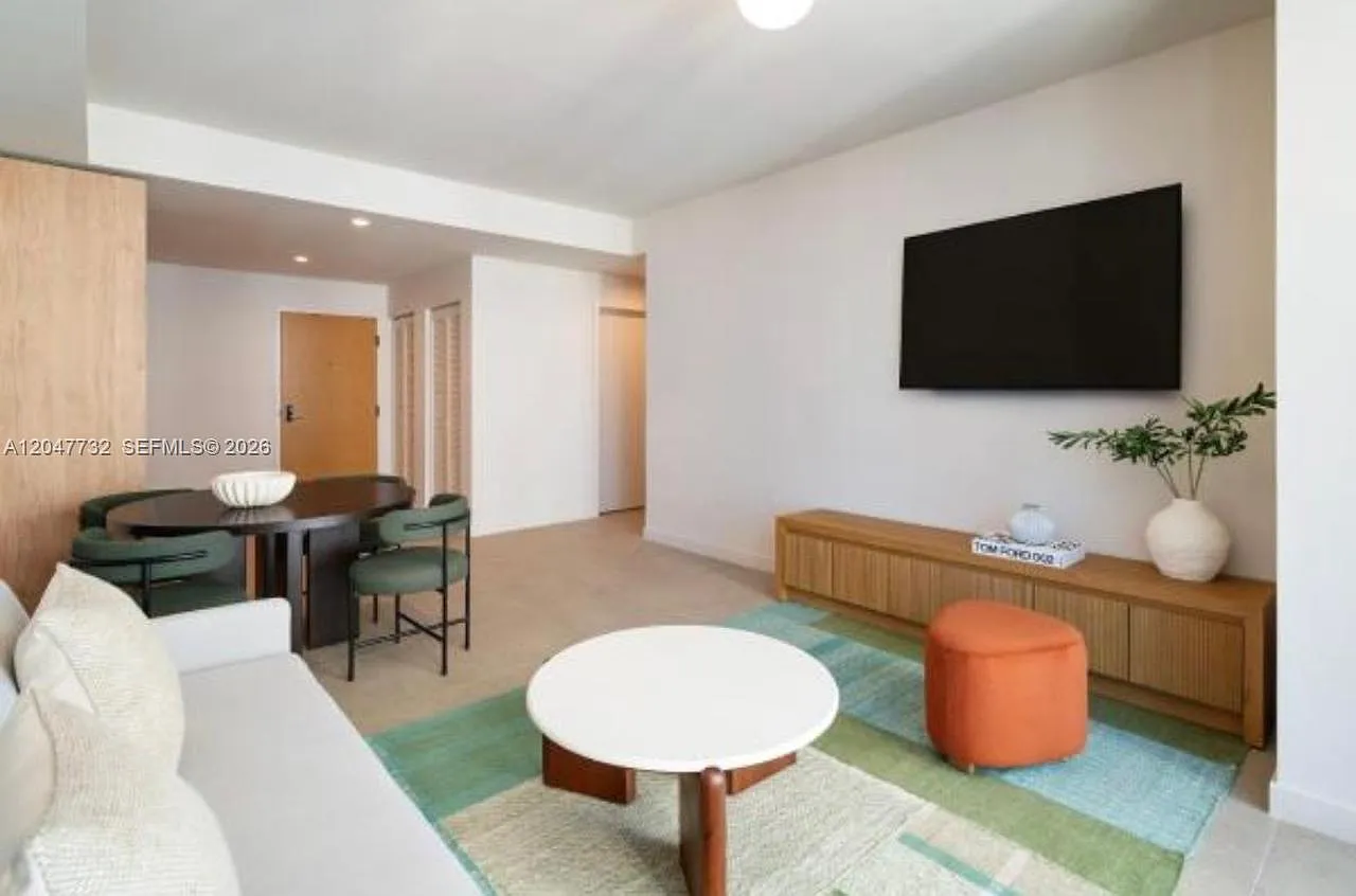1 bed, 521 sqft, $3,300 — Photo 1