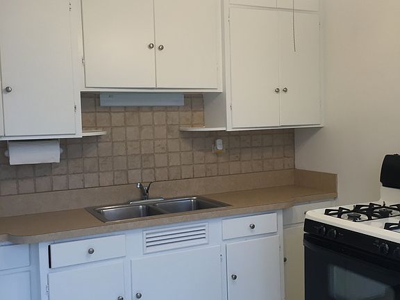 4th image of 4018 Joliet Ave APT 2F
