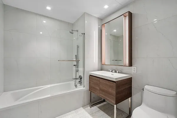 Rented by Compass | media 10