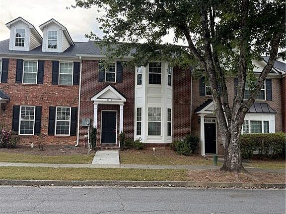 2nd image of 4719 Liberty Square Dr