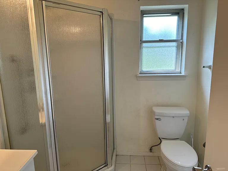 105 E Woodbury Dr — Photo 7