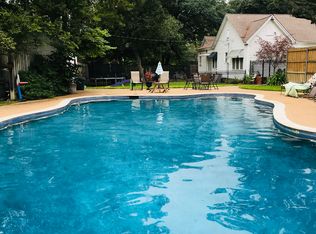 402 E Duval St, Troup, TX 75789