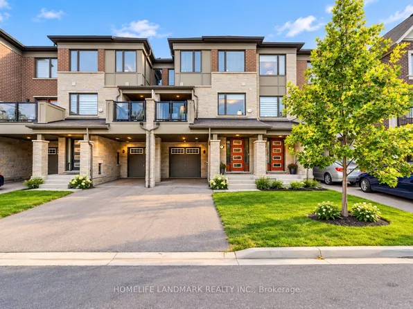 6 Sedgemoor St, Whitby, ON L1P 0M3