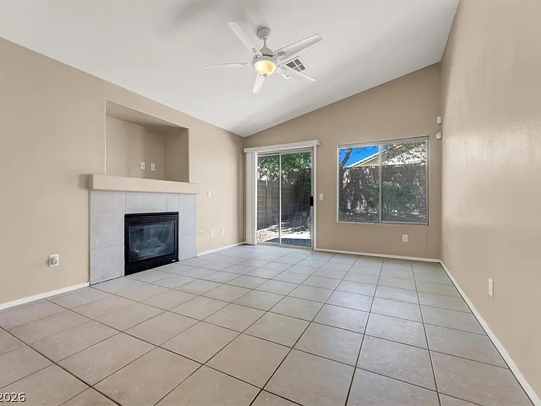 11073 Zampino St — Photo 6