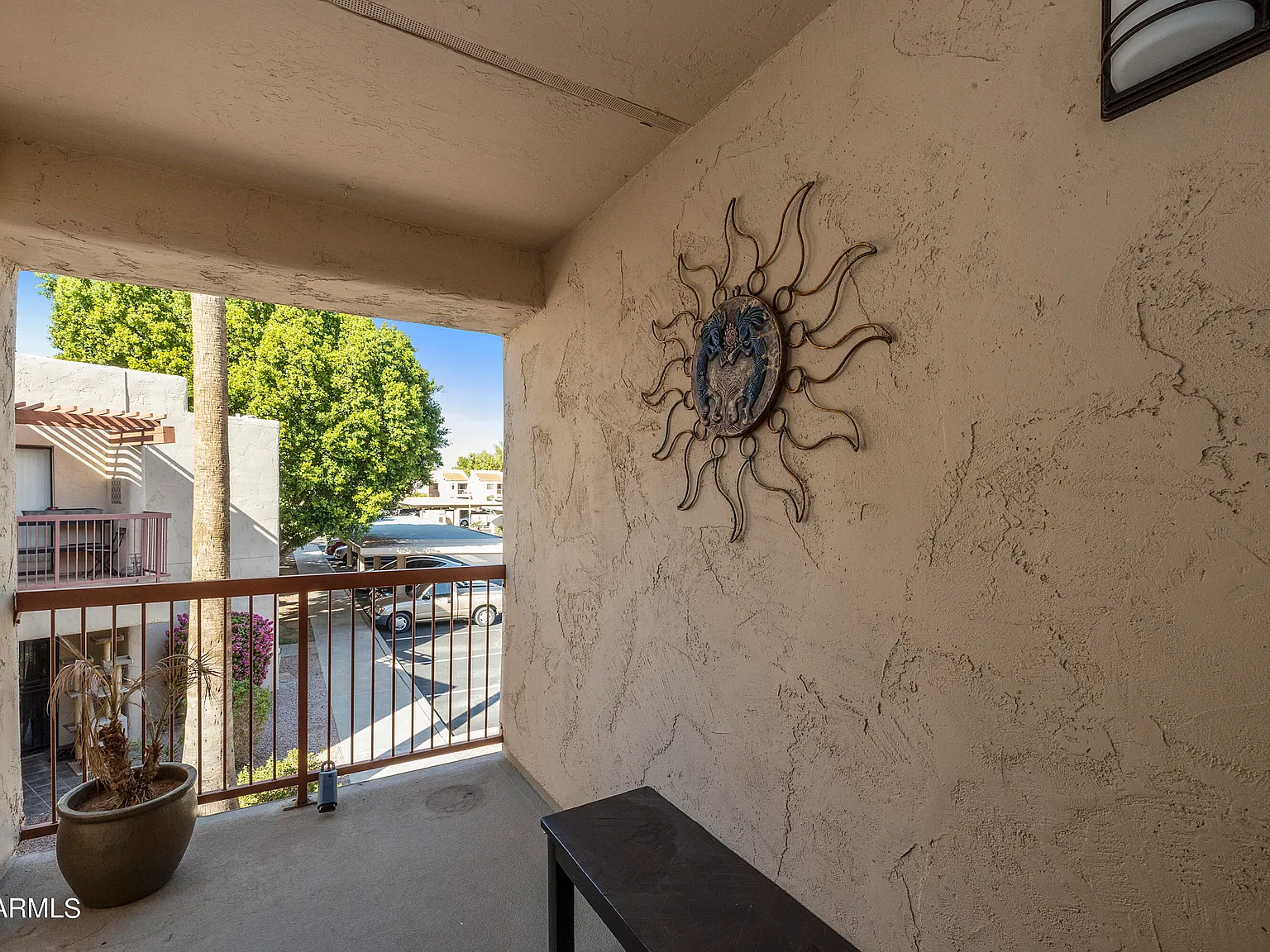 2 bed, 2.0 bath, 1160 sqft, $2,100 — Photo 2