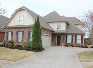 28 Maple Grove Blvd SW, Huntsville, AL 35824