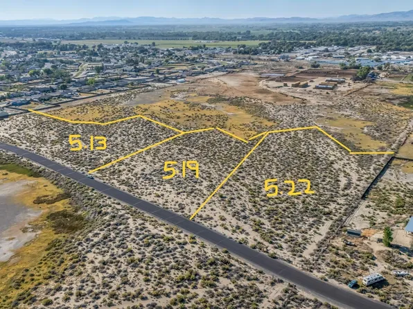 821198 Soda Lake Rd, Fallon, NV 89406