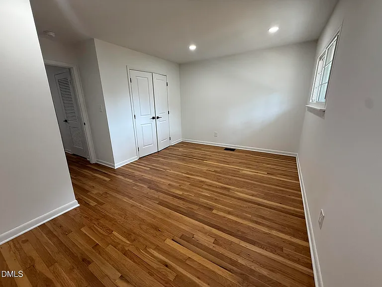 708 Hawes Ct #C — Photo 16