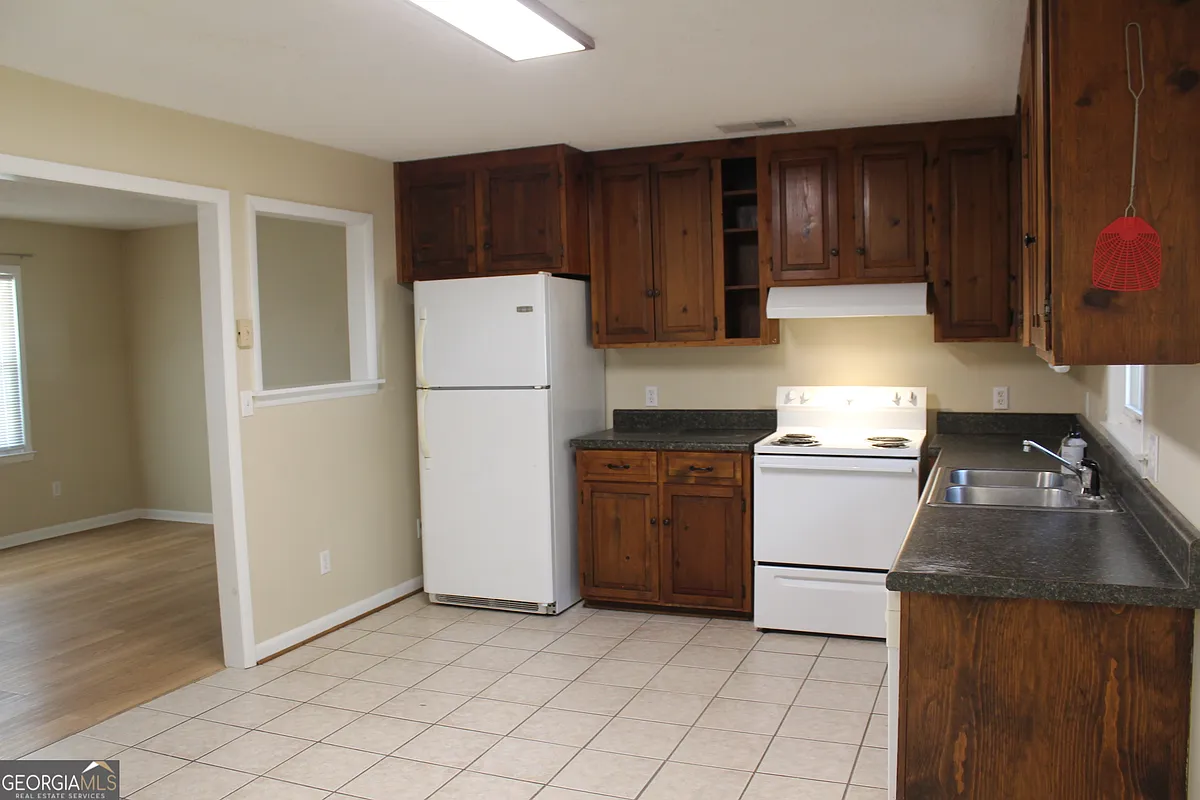 Building Photo - 128 Sandy Way