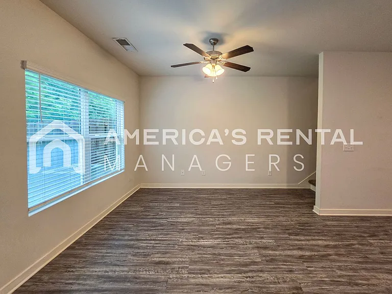 680 The Heights Ln — Photo 26