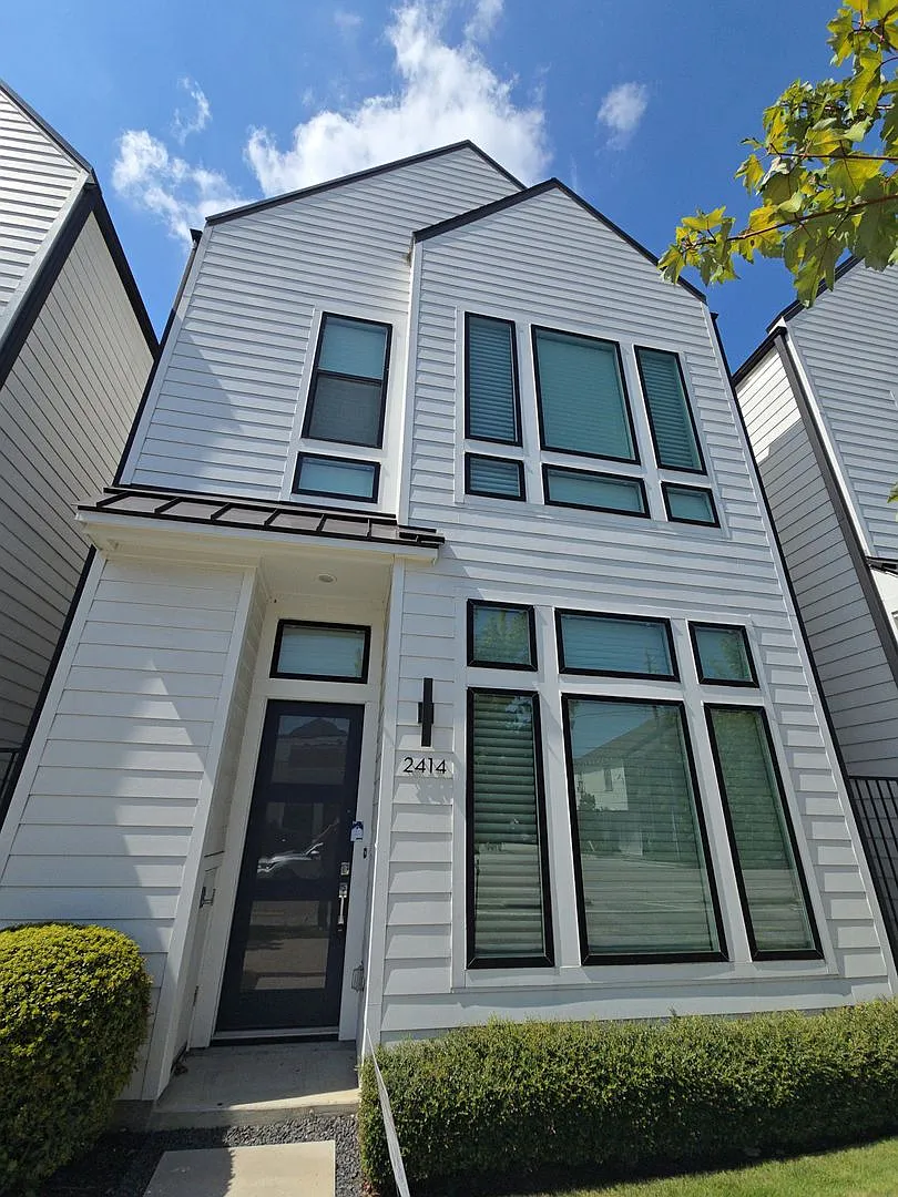 2414 Gray St - Ask about our No Cash Security Deposit Option — Photo 1
