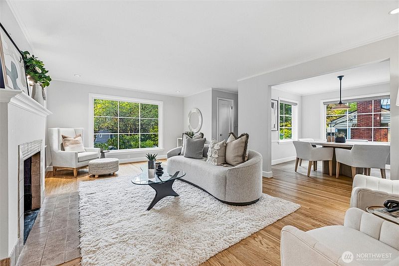 4th image of 2745 NE 89th Street