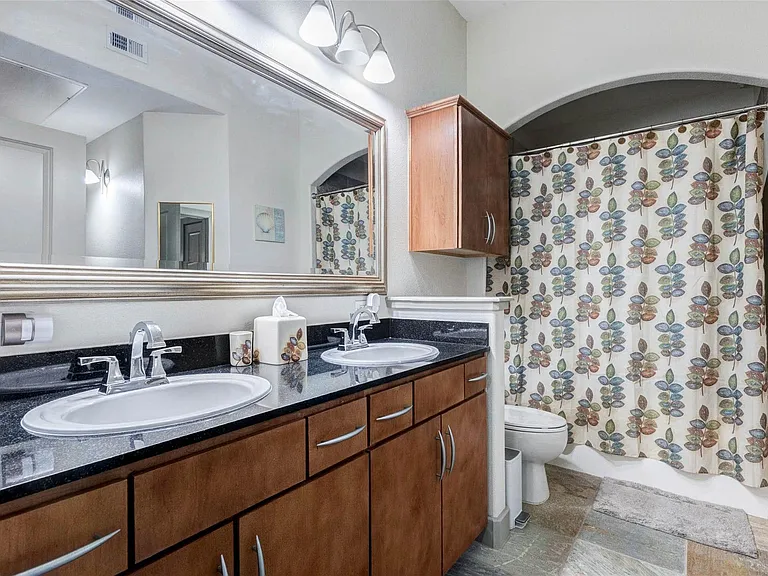 1901 Post Oak Blvd #1106 — Photo 18