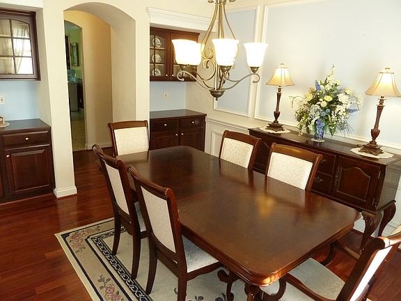 4th image of 11301 Fountaingrove Dr