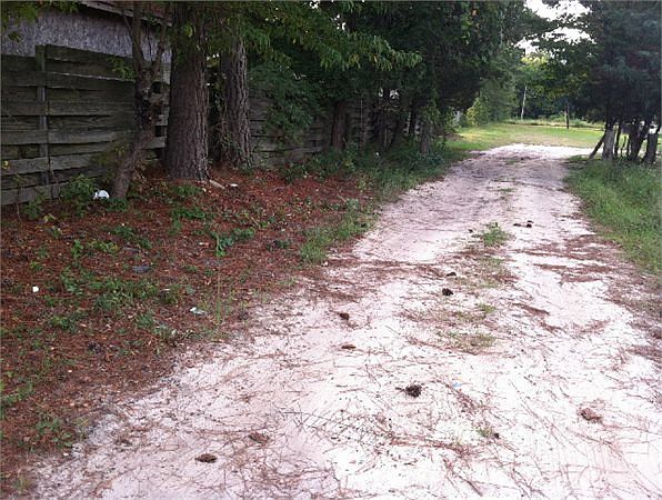 1st image of 3648 Applegate Rd