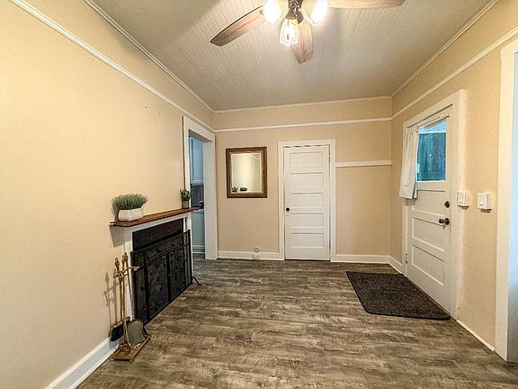 3rd image of 1120 Sinex Ave