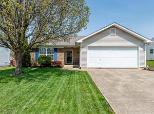 4529 Lunenburg Dr, Worthington Hills, KY 40245