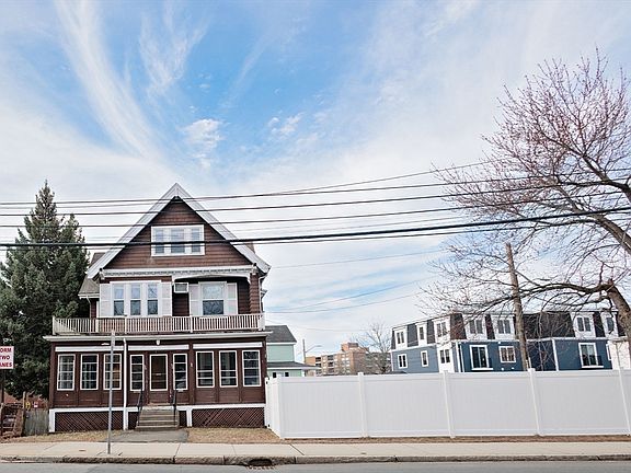 2nd image of 56-58 Franklin St