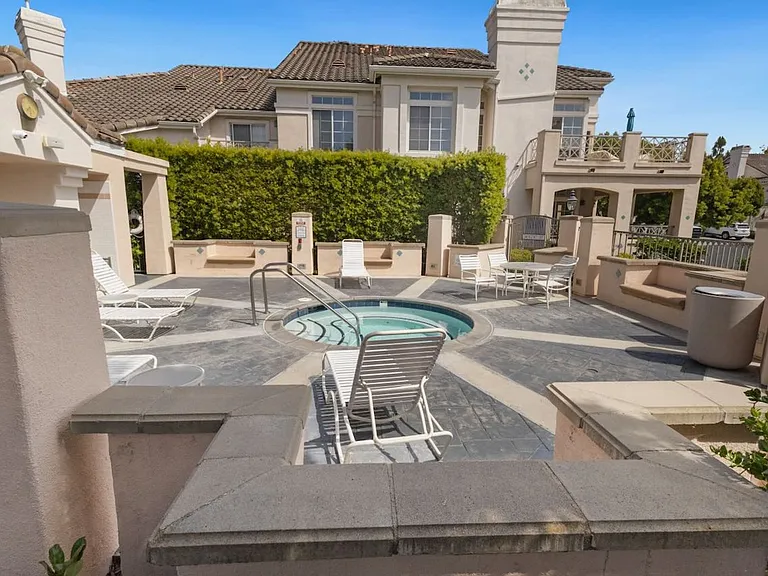 97 Shorebreaker Dr — Photo 34