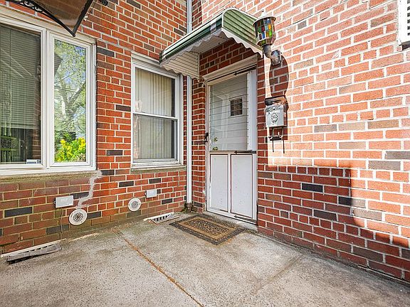 3rd image of 1692 E 56th St #1