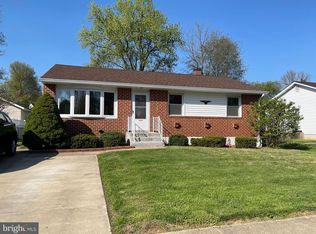 302 Hammershire Rd, Reisterstown, MD 21136