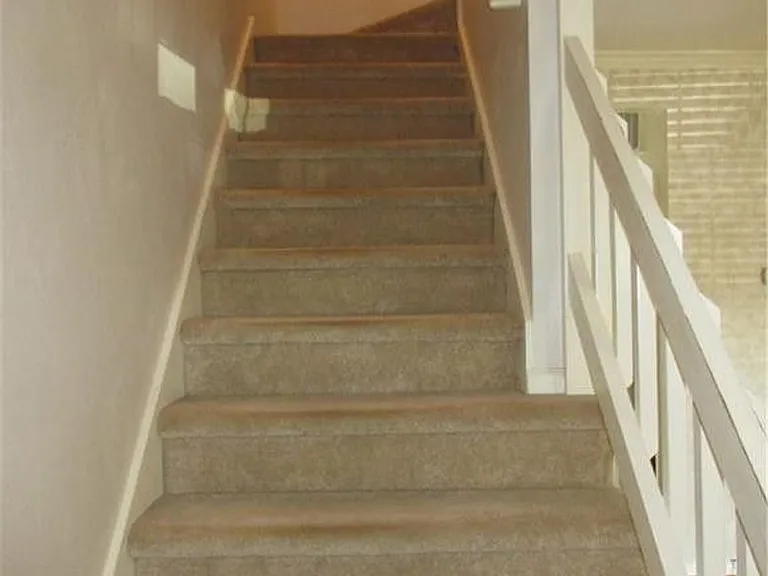 110 Foundry Ct — Photo 9