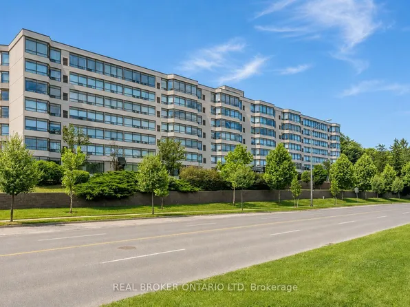 521 Riverside Dr #315, London, ON N6H 5E2