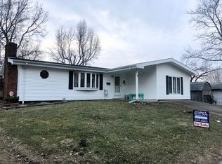 716 Countryside Dr, Arenzville, IL 62611