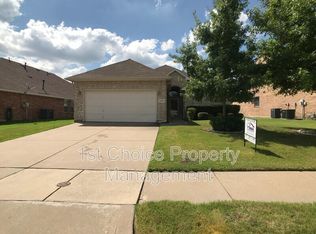 3255 Porma Grand, Hurst, TX 76054
