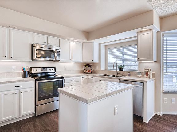 5th image of 2098 Killdeer Ct