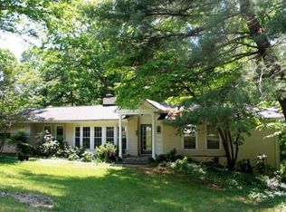 1933 Hillsdale Rd, Lynchburg, VA 24501