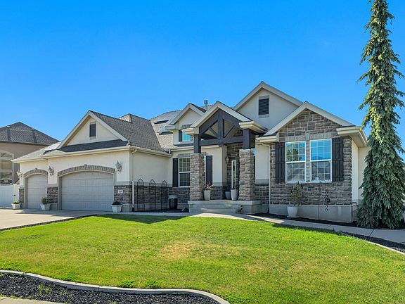 2nd image of 4148 W Mesquite Way