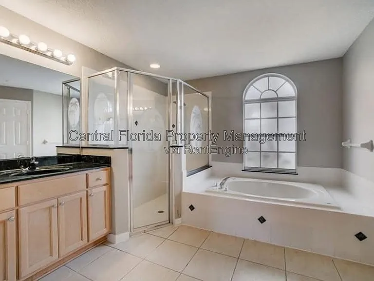 1061 Seneca Trl — Photo 9