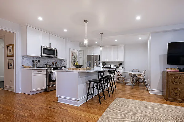 Rented by Rita S Citrin, LREB | media 5