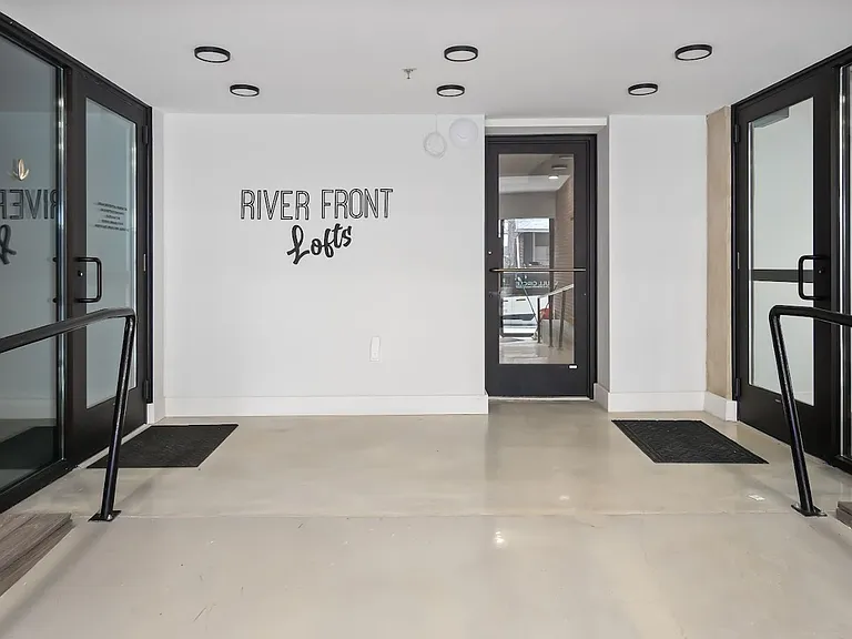 Riverfront Lofts — Photo 17
