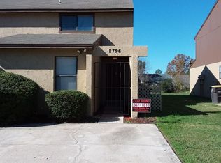 8796 Whispering Pines Dr, Jacksonville, FL 32244