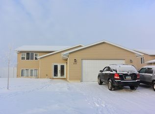 550 5th Ave SE, Dickinson, ND 58601