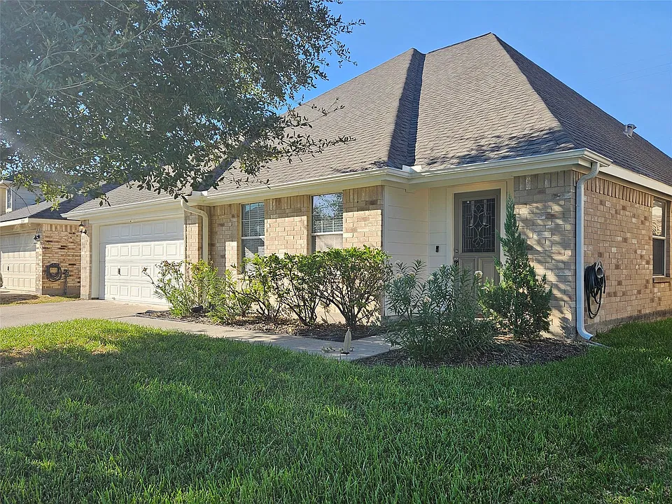 2205 Sugar Hill Dr