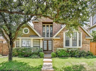 9111 Saddlehorn Dr, Irving, TX 75063