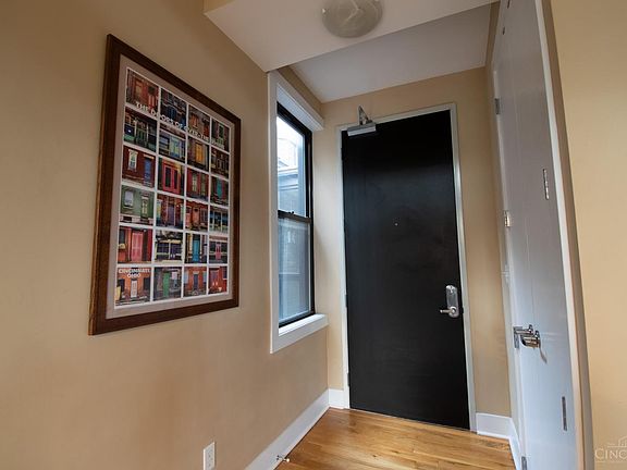 2nd image of 1432 Race St Unit 305