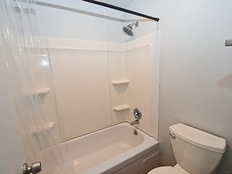 1513 N Edmonds Dr #D — Photo 15