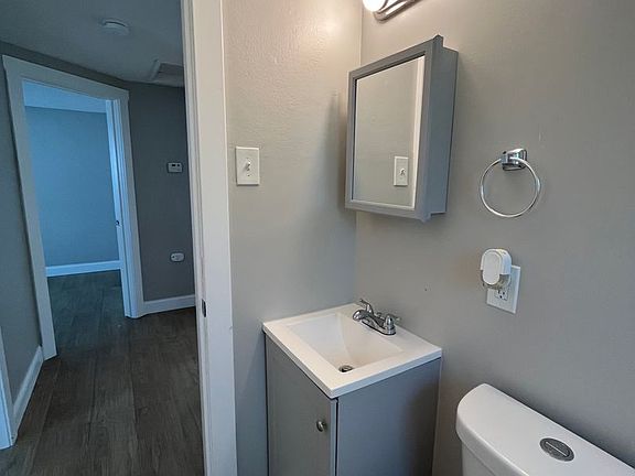 2nd image of 429 Jean Ave