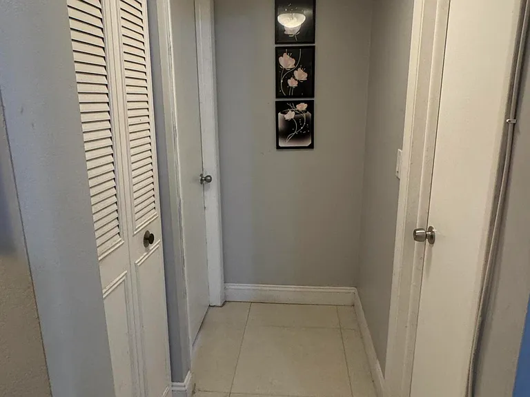 6575 W Oakland Park Blvd — Photo 9