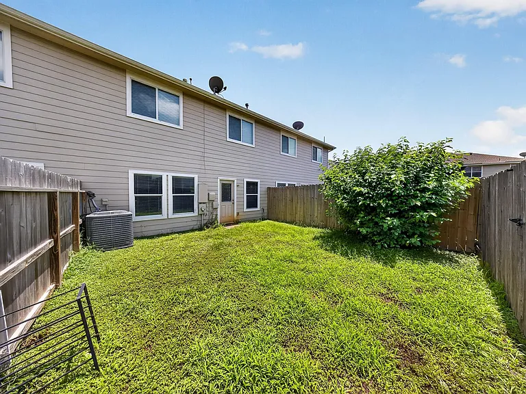 11515 Champions Green Dr — Photo 24