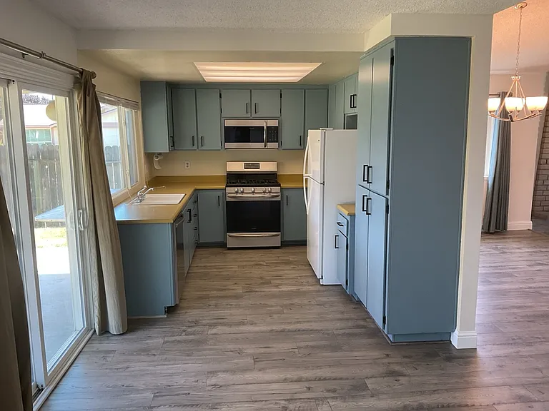 9600 Allegheny Dr — Photo 9